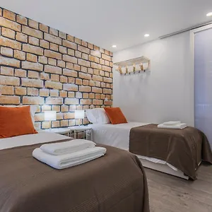 https://studio-in-alfama-by-lisbon-heart.hotels-lisbon-portugal.com